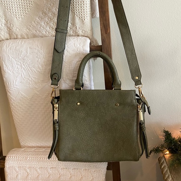 Free People olive green zipper detailed bohemian multi wear bag - Picture 4 of 10